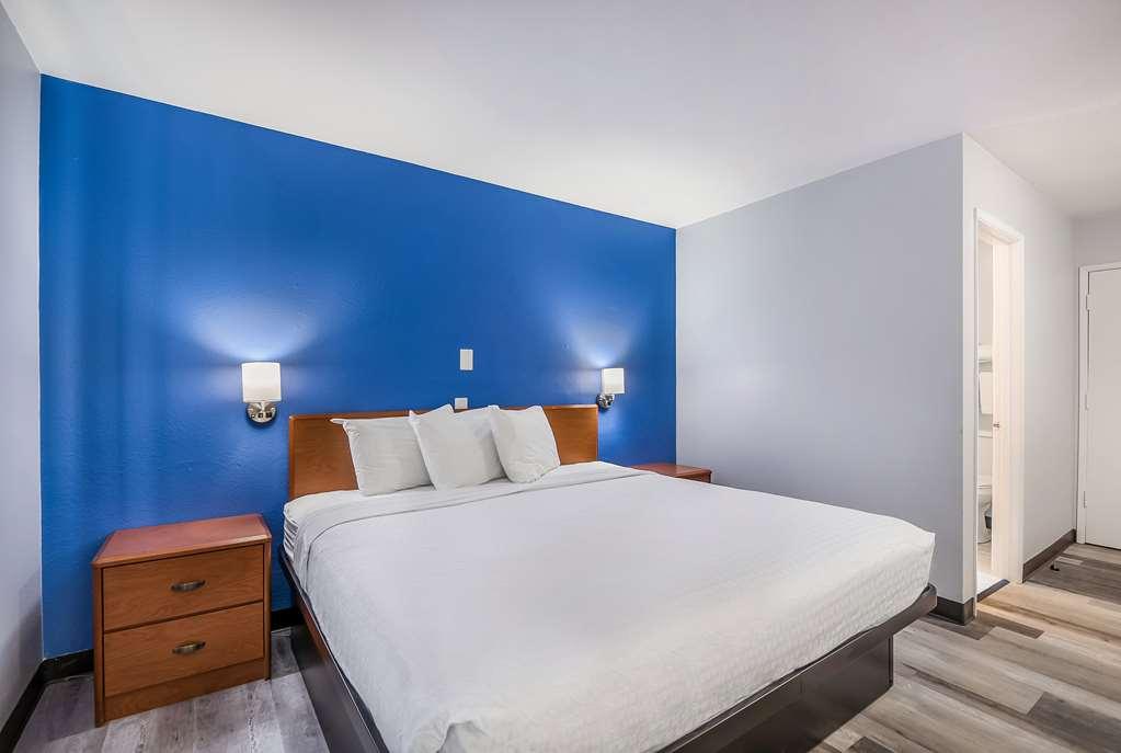 Americas Best Value Inn East Peoria Habitación foto